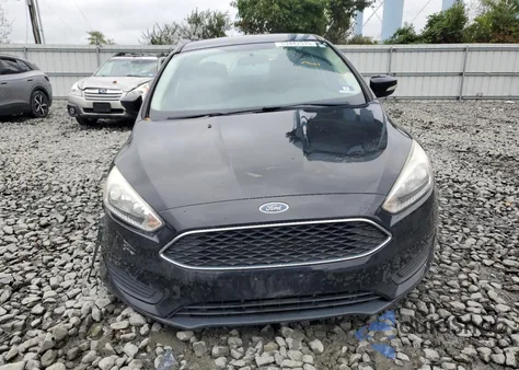 2017 Ford Focus Se z USA, uszkodzony, nr VIN 1FADP3F29HL305634